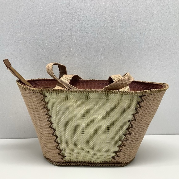 Y2K Butterfly straw handbag (Preowned) - Picture 2 of 5